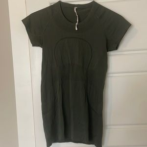 Lululemon Swiftly Tech short sleeve shirt